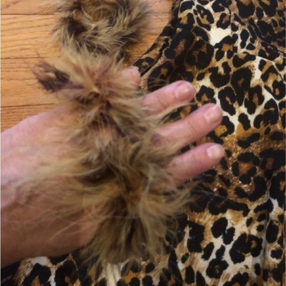 Cat costume with real dress - Picture 7 of 11